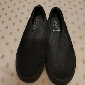 No Boundaries Kids Black Slip-On Sneakers